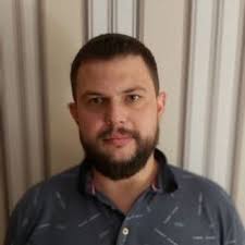 Jayme-Leigh F., Build confidence in English with relaxed, topic-based  lessons. Learn naturally and speak confidently with a supportive tutor.