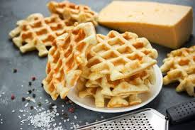 Gaufres Au Fromage Laissez Vous Tenter Par Ces Delicieuses Gaufres Salees Recette Gaufre Gaufres Alimentation