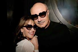 Phil joins with robin in tackling romance dilemmas. Dr Phil And Wife Robin Mcgraw Share Their Valentine S Day Plan People Com