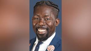 Des Moines School Board accepts superintendent resignation