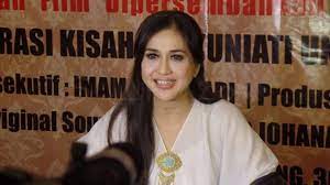 Posted by tiara side at 4:30 am. Ini Bukti Paramitha Rusady Dan Pacar Bulenya Sudah Menikah