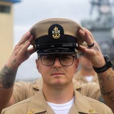 USS Thomas Hudner ha añadido una foto...