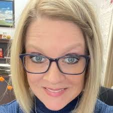 Amy Curcio's Instagram, Twitter & Facebook