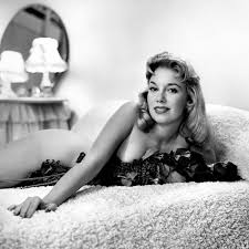 Sally Todd - Free nude pics, galleries & more at Babepedia