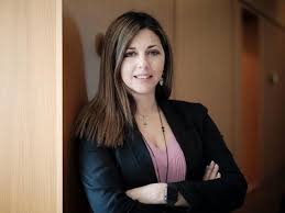 Τώρα, έχει γίνει βολικό και εύκολο. Koronoios Zaxarakh Ta Sxoleia Anoi3an Kanonika Oi Kassandres Diapseysthkan Alfavita