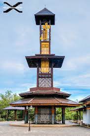 Masjid ini mempunyai tarikan seni bina islamnya yang tersendiri sehingga menjadi tarikan pelancong sama ada pelancong tempatan mahupun luar. Masjid Ar Rahman Pulau Gajah 6 Roslan Jr Flickr