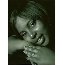 Shannon Elmore's Instagram, Twitter & Facebook