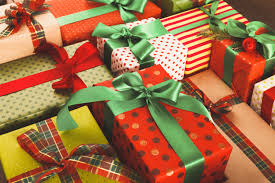 Creative christmas gift ideas for the whole family. Top 5 Christmas Ideas To Avoid Secret Santa Gifts Stress Student Life