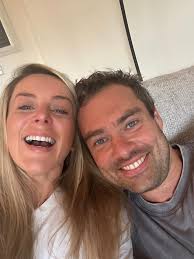 July recap: 1 year wedding Anniversary, mum and shocking DIY Last July, I  got married, flew to Mexico. Hard to top But July 2025 had a damn good go!  Summer's always chaos,