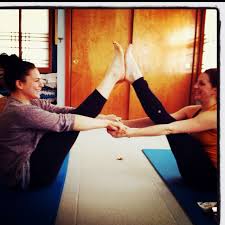 Yoga Partner Poses Onelove Partner Yoga Poses Partner Yoga Yoga