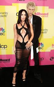 Petersburg, florida, at age 10. Machine Gun Kelly Slams Trash Movie He And Megan Fox Co Star In E Online Deutschland