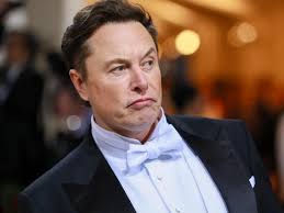 For Glass Onion, Rian Johnson convinced elon musk to act like a huge idiot  in 2022. Because there's definitely no way an actual billionaire could be  as stupid as Miles Bron :
