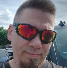 What frame size is suitable for a 5'8" rider with longer legs and arms?