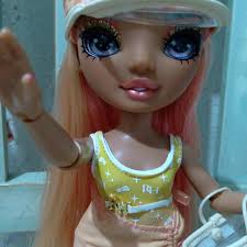 Boneca Rainbow High Samantha Summers