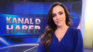 Tv8'in eğlenceli talk show programı eser yenenler show bu gece izleyici karşısına çıkacak. Buket Aydin Kimdir Kac Yasinda Nereli Evli Mi Iste Hayat Hikayesi