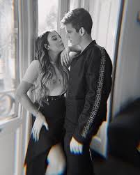 Aron piper's wallpaperslike and reblog if u save follow me for more. Todo Por Un Cigarro Danna Paola Elite Y Su Body Incendian Las Redes