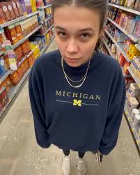 1 year married to my bestie! Here’s to all the memories and more to come 🥂