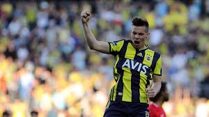24 yaşındaki sloven oyuncu miha zajc, 4.5 sezon boyunca sarı lacivertli forma ile mücadele edecek. Fenerbahce De Miha Zajc 11 De Fener Alayi