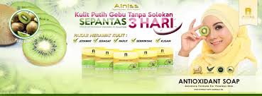 Bila anda scrub, sel kulit lama akan tertanggal dan digantikan dengan sel kulit yang baru dan cantik. Tips Hilangkan Parut Jerawat Home Facebook