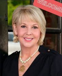 Crystal Copas's Instagram, Twitter & Facebook