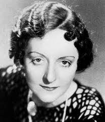 Mary Britten's Instagram, Twitter & Facebook