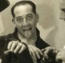 Little tribute to Chico (Leonard) Marx ! Often, when talking about the Marx  Brothers, only Harpo and Groucho are mentioned. We never talk about Gummo  or Zeppo because they left the artistic