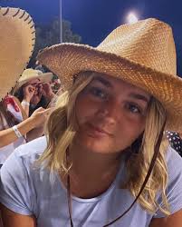 Bentley Madison Gleave (@bentley_gleave) • Instagram photos and videos