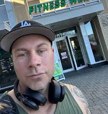 Cole Poole's Instagram, Twitter & Facebook