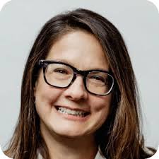 The 16 Best Product Management Books 2025: Chosen by Experts