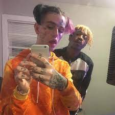 Tribute to lil peep #lilpeep #lilpeepwallpaper #lilpeepart #lilpeepdrawing #lilpeepmemorial #lilpeepedits. Lil Peep Lil Tracy Fotos 3 Von 18 Last Fm