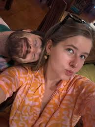 Maddison Treharne (@findingmyworlds) • Instagram photos and videos