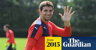 Watch | emiliano martinez signs on a season long loan from arsenal. Arsenal Goalkeeper Emiliano Martinez Joins Wolves On Season Long Loan Wolverhampton Wanderers The Guardian