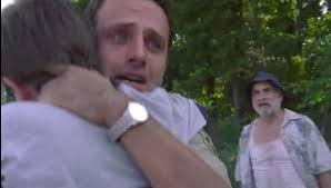 So i rewatched s1 in 0.75 and saw this. dale was like wtf shane :  r/thewalkingdead