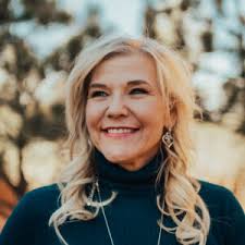 5 Ways To Build Godly Relationships With Love