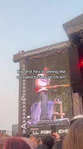 💔💔💔 #jacobbudgen #beabadoobee #beabadoobeeband