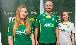 Warta Poznan Lukasz Tralka Poprowadzi Program O Pko Ekstraklasie W Kanale Sportowym Bedzie Dziennikarskim Objawieniem Roku Glos Wielkopolski