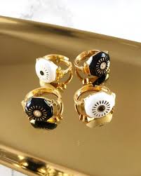 Fiworks On Instagram Goz Trendini Yakalamak Isteyenlere Gercek Cam Mineli Her Parmaga Uygun Ayarlanabilir Goz Yuzukler Minimal Accessories Cufflinks Rings