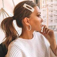 Huge 2020 Hairstyle List The 9 Hottest Trends To Be Obsessed With Ecemella Clip Hairstyles Cool Hairstyles Pearl Hair Clip
