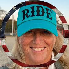 Who attended the HHS mega reunion in 2000?