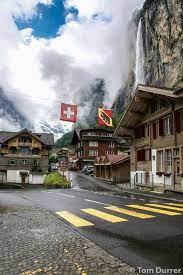 Se intinde pe o suprafata de 41285 km patrati si are o populatie de 7.3 milioane de locuitori.limbile vorbite sunt germana ,franceza. Matrimonieale Femei Singure Lugano Elvetia Home Facebook