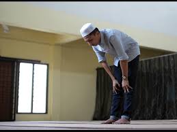 Waktu solat adalah peruntukan tempoh atau selang masa tertentu bagi masyarakat muslim menjalani syariat solat sama ada fardhu ataupun sunat. E Solat Panduan Bacaan