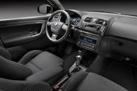 6/30 der neue skoda fabia verfügt über einen größeren dachspoiler und seitliche finlets, um die windströmung im heckbereich zu optimieren. Skoda Fabia Rs Picture 10 Reviews News Specs Buy Car