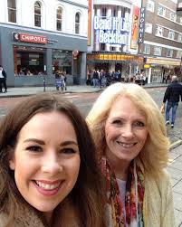 Emily Farrow (@emifarrow)