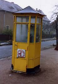 Ddr Telefonzelle Fernsprecher Telephone Box November 9 1989 Radebeul Ddr East Germany East Berlin Germany