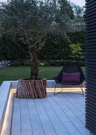 Eclairage De Jardin La Led Pour Une Ambiance Cosy Avec Images Eclairage De Jardin Terrasse Jardin Amenagement Jardin