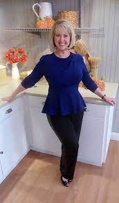 She celebrates her birthday every year on 10 august. 67 Mary Beth Roe 7 4 Qvc Duggar Girls Stylish Outfits Women