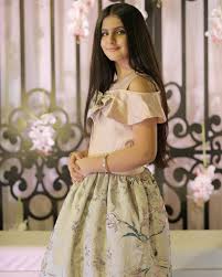 9 783 Likes 482 Comments لانا الفراج Banan Alfarraj On Instagram مساء الخميس والجو الي يفتح النفس Shoulder Dress Cold Shoulder Dress Dresses