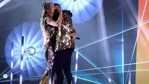 We found out it is mporei by mad clip, eleni foureira, skive. Mhab9aprgrehgm