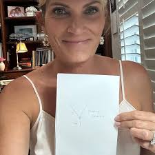 Sarah Faulkner, founder of @milkvelvetpearls (@mvpearlgirl) • Instagram  photos and videos