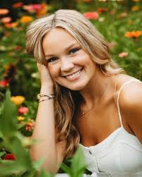 Hi!! My name is Claire Fleming and i'm from Paducah, KY. I am 100%  committed to Ole Miss, and I am so excited! My major is Allied Health and I  will definitely